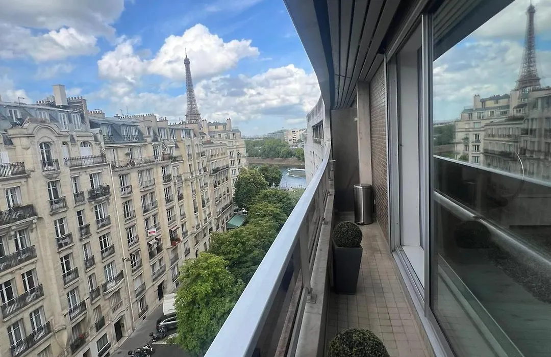 Luxury Suite View Eiffel Tower Paris 16Th Trocadero-1